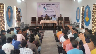 युवा बंदियों के पुनर्वास हेतु जिला जेल सूरजपुर में निश्चय कार्यक्रम आयोजित युवा बंदियों के पुनर्वास हेतु जिला जेल सूरजपुर में निश्चय कार्यक्रम आयोजित