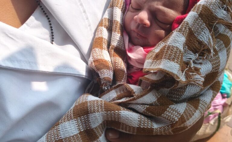 वाणिज्य विभाग की सक्रियता से रायपुर स्टेशन पर सुरक्षित मातृत्व सहायता प्रदान की गई वाणिज्य विभाग की सक्रियता से रायपुर स्टेशन पर सुरक्षित मातृत्व सहायता प्रदान की गई