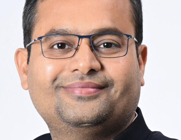 कांग्रेस अब एक राजनीतिक दल के बजाय अपराधियों, माफियाओं और भ्रष्टाचारियों का गैंग बनकर रह गई है- दीपक