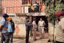 बुजुर्ग ने पहले पत्नी को उतारा मौत के घाट, फिर स्वयं लगा ली फांसी