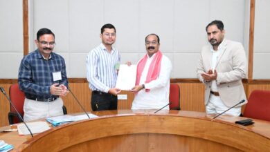 उप मुख्यमंत्री साव ने केमिस्ट के पद पर चयनित अभ्यर्थियों को नियुक्ति प्रमाण प्रदान किये