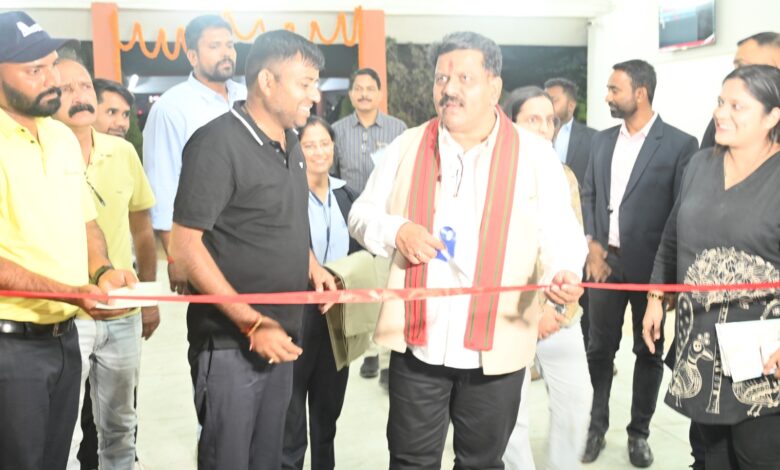 उपमुख्यमंत्री शर्मा ने म्यूज़ोरामा में देश के तीसरे सबसे बड़े गो-कार्टिंग ट्रैक का किया उद्घाटन