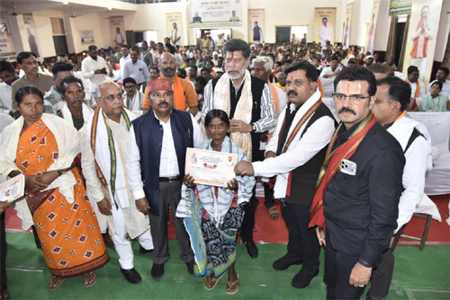 जगदलपुर के वृहद किसान सम्मेलन में उप मुख्यमंत्री शर्मा हुए शामिल