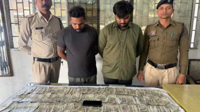 पार्षद रुस्तम की शिकायत के चार घंटे के बाद अनुष्ठान कर नकली नोटों की बारिश करने वाले दो तांत्रिक गिरफ्तार