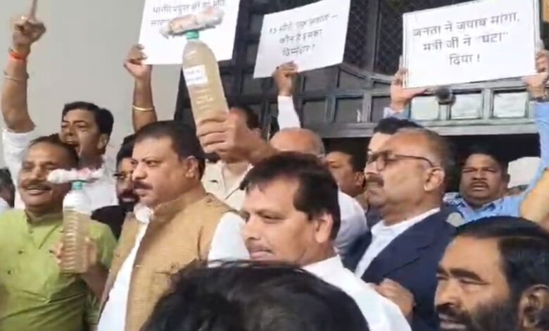 भागीरथपुरा पानी कांड विपक्ष ने जमकर नारेबाजी की, बीजेपी ने किया पलटवार