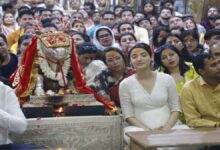 अभिनेत्री मेधा शंकर ने महाकालेश्वर मंदिर में लिया भस्म आरती का आशीर्वाद