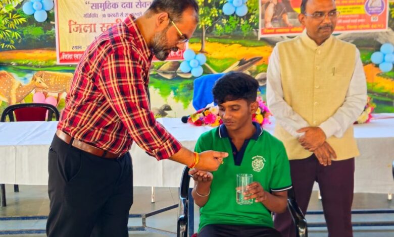 मुंगेली में फायलेरिया उन्मूलन के लिए सामूहिक दवा सेवन अभियान जारी