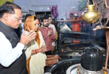 महाशिवरात्रि पर मुख्यमंत्री विष्णु देव साय ने किया बाबा धाम में पूजा-अर्चना