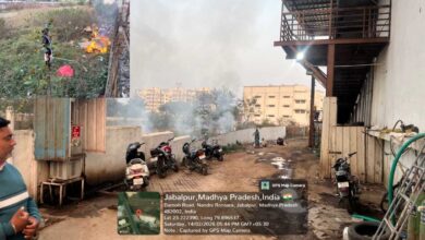 जबलपुर में दो अस्पतालों पर बायोमेडिकल वेस्ट खुले में जलाने का जुर्माना, 1-1 लाख रुपये