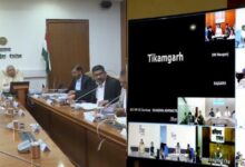 मुख्य सचिव अनुराग जैन ने शिक्षा, स्वास्थ्य और बालिका सुरक्षा योजनाओं की समीक्षा की