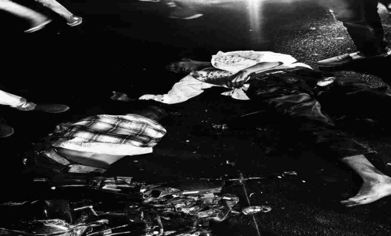 धार तेज रफ्तार ट्राले ने बाइक सवार दो युवकों को रौंदा, मौके पर मौत