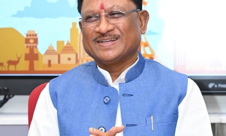 मुख्यमंत्री ने छात्रों का बढ़ाया हौसला, कहा– डर स्वाभाविक, लेकिन रखें विश्वास