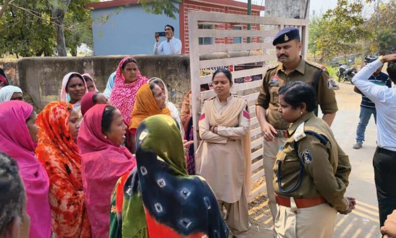 ग्राम लिमाही में ट्रांसपोर्ट नगर निर्माण पर ग्रामीणों का जोरदार विरोध