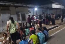 57 दिनों से भूख हड़ताल पर डीएड अभ्यर्थी, रायपुर में अंगारों पर चलकर किया प्रदर्शन