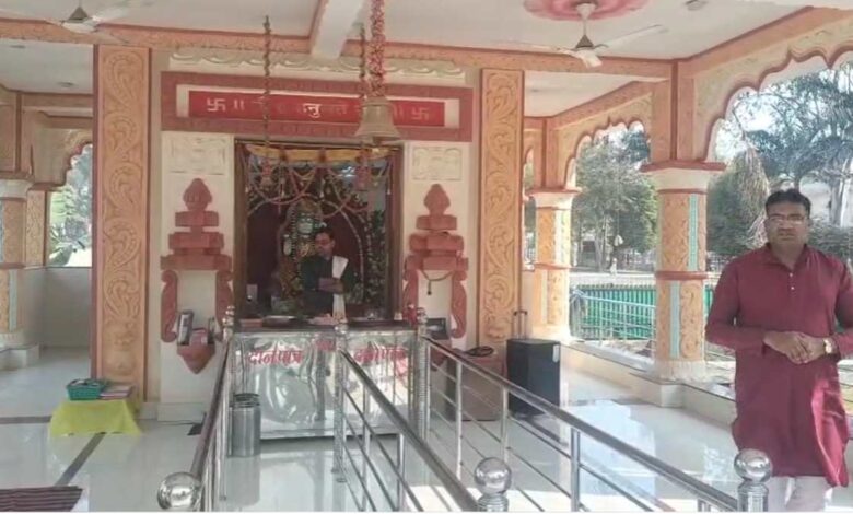 कलेक्ट्रेट परिसर में हनुमान मंदिर से नकदी चोरी, चोरों ने दान पेटी तोड़ी