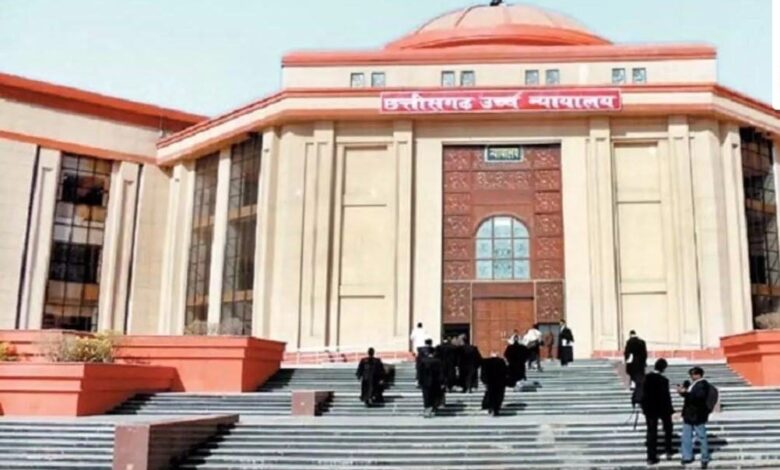 हाईकोर्ट ने स्कूल शिक्षा विभाग को परीक्षा आयोजित करने का अधिकार दिया हाईकोर्ट ने स्कूल शिक्षा विभाग को परीक्षा आयोजित करने का अधिकार दिया