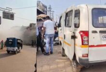 स्कूली वैन में लगी आग, समय रहते बच्चों को सुरक्षित निकाला