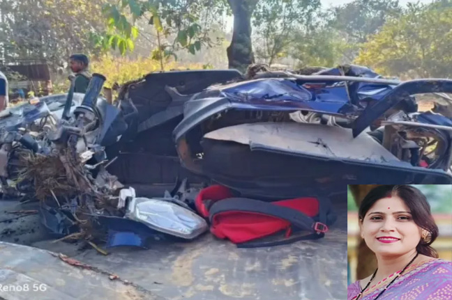 स्वामी आत्मानंद स्कूल में पदस्थ शिक्षिका हुई सडक़ हादसे का शिकार, तेज रफ्तार ट्रैक्टर ने मारी टक्कर स्वामी आत्मानंद स्कूल में पदस्थ शिक्षिका हुई सडक़ हादसे का शिकार, तेज रफ्तार ट्रैक्टर ने मारी टक्कर