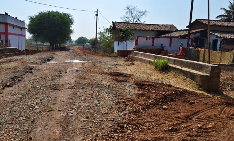 उप मुख्यमंत्री के विधानसभा क्षेत्र में PWD की बड़ी लापरवाही उजागर, 206.37 लाख की सड़क योजना महीनो से ठप उप मुख्यमंत्री के विधानसभा क्षेत्र में PWD की बड़ी लापरवाही उजागर, 206.37 लाख की सड़क योजना महीनो से ठप