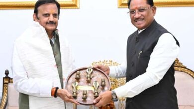 मुख्यमंत्री से मध्यप्रदेश के उपमुख्यमंत्री शुक्ला ने की सौजन्य मुलाकात, रायपुर – रीवा हवाई सेवा की सराहना