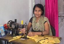 महतारी वंदन योजना से संवर रहे शकीला के सपने, सिलाई मशीन की किश्त चुकाकर बनीं आत्मनिर्भर