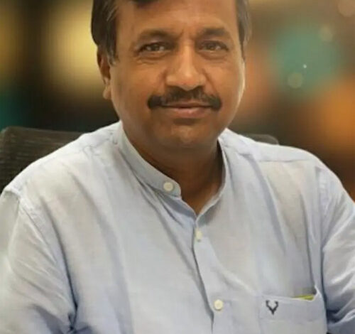 यात्री की ईमानदारी से गदगद हुआ रेलवे का वाणिज्य विभाग