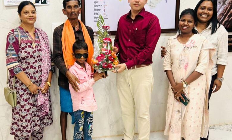 बस्तर के ललित की आंखों में लौटी रोशनी, जिला अस्पताल में हुआ ऑपरेशन