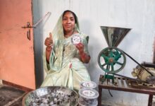 इमली लाटा से आत्मनिर्भर बनीं राखी धु्रव, परंपरागत स्वाद को बनाया आजीविका का सशक्त साधन