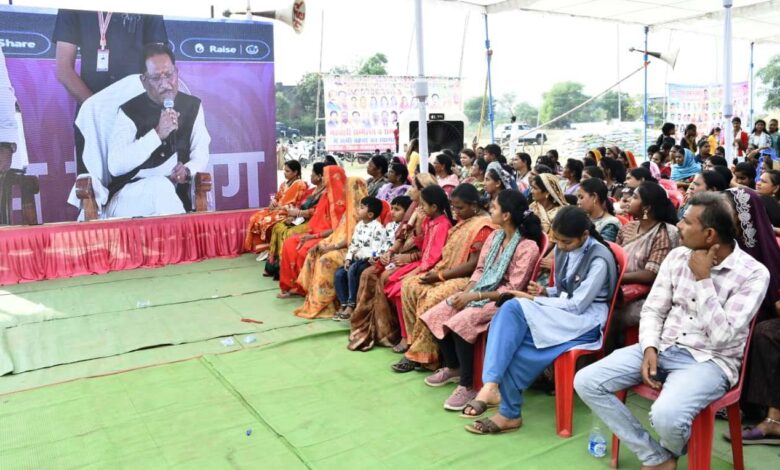 अंतर्राष्ट्रीय महिला दिवस पर ग्राम छतौना में वृहद महतारी वंदन सम्मेलन आयोजित