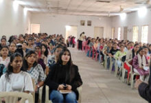 संचारी अंग्रेजी और सॉफ्ट स्किल्स पर सेमिनार