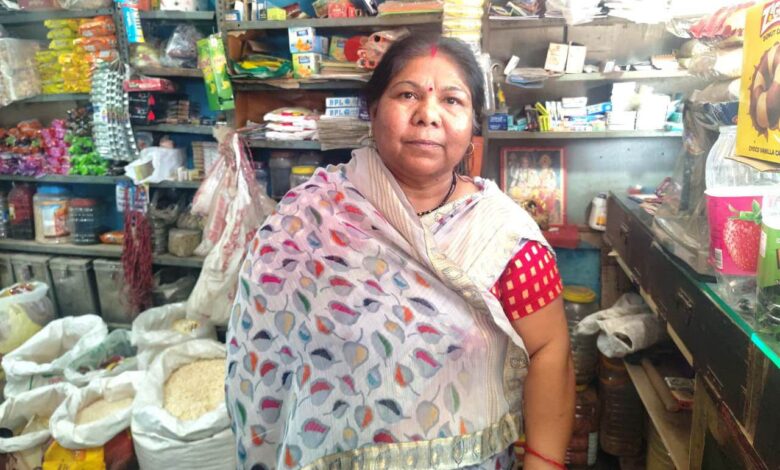 सरकारी योजनाओं ने बदली शशि केशरवानी की तकदीर, छोटे व्यवसाय से आत्मनिर्भरता की नई मिसाल