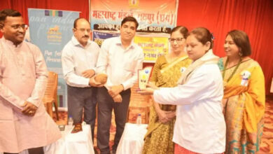 महाराष्ट्र मंडल ने नर्सों की सेवा को किया नमन महाराष्ट्र मंडल ने नर्सों की सेवा को किया नमन