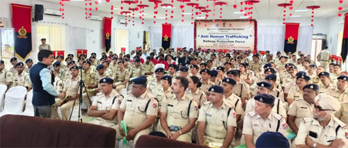 रेल के माध्यम से मानव तस्करी पर अंकुश लगाने के संयुक्त प्रयासों पर मानव तस्कर विरोधी सेमिनार