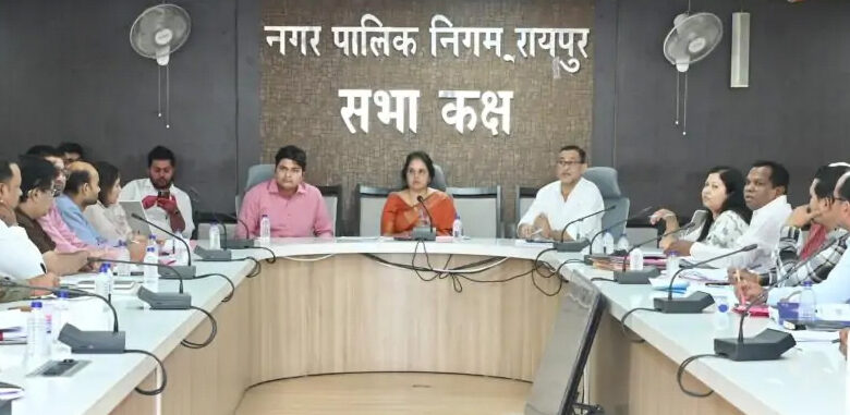 जनता को पेयजल उपलब्ध कराना निगम की जि़म्मेदारी,सभी अधिकारी पेयजल की समस्या को गंभीरता से ले