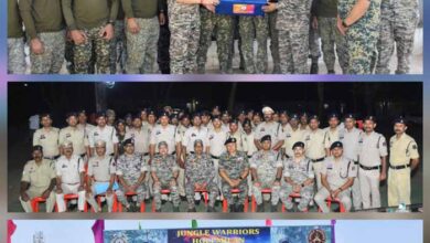 होली पर जवानों के बीच शीर्ष पुलिस एवं केंद्रीय बल नेतृत्व ने बेस कैंप पहुंचकर बढ़ाया मनोबल होली पर जवानों के बीच शीर्ष पुलिस एवं केंद्रीय बल नेतृत्व ने बेस कैंप पहुंचकर बढ़ाया मनोबल