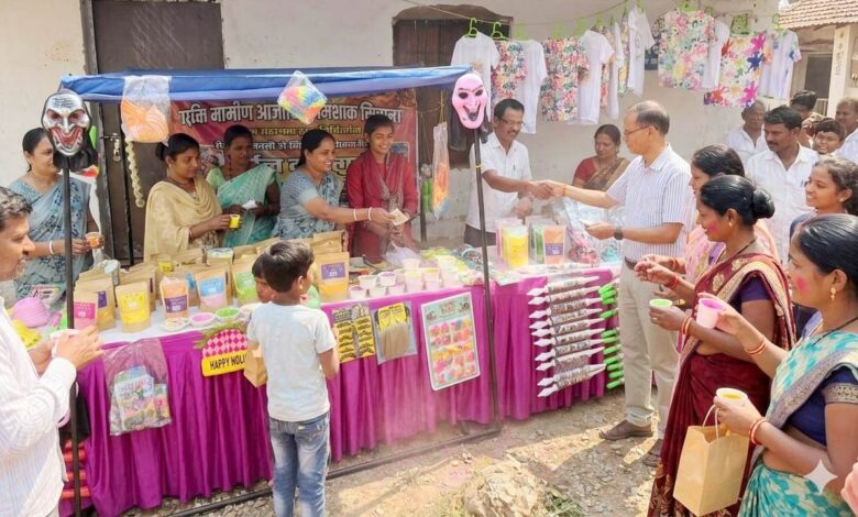 बस्तर की खुशबू और हर्बल रंगों से महकेगी होली बस्तर की खुशबू और हर्बल रंगों से महकेगी होली