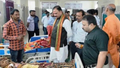 स्वास्थ्य मंत्री का मनेन्द्रगढ़ सिविल अस्पताल में औचक निरीक्षण, बोले – मरीजों की सेहत से समझौता नहीं स्वास्थ्य मंत्री का मनेन्द्रगढ़ सिविल अस्पताल में औचक निरीक्षण, बोले – मरीजों की सेहत से समझौता नहीं