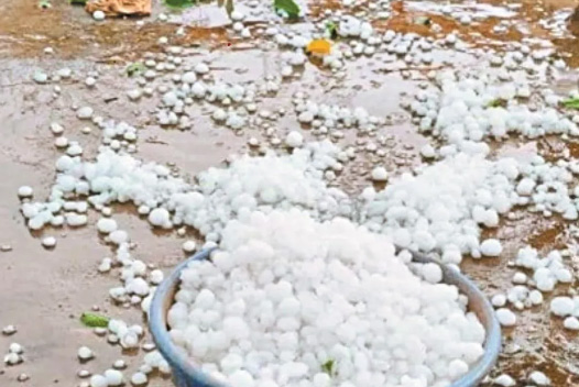 धमतरी में गिरे ओले, राजधानीवासियों को मिली गर्मी से राहत