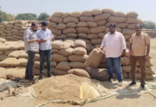 भलेरा धान खरीदी केंद्र में धान को पानी से गिला करने की शिकायत सही पाये जाने पर , दोषियों पर होगी सख्त कार्रवाई