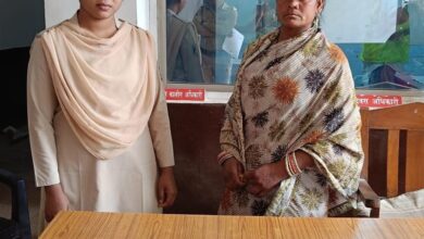 सोने का जेवर चोरी करने वाली महिला गिरफ्तार