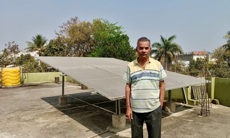 हीरा राम के घर आई बचत और उजाले की नई किरण हीरा राम के घर आई बचत और उजाले की नई किरण