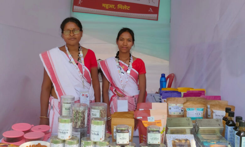 जशप्योर स्टॉल को मिली सराहना, महुआ को सुपरफूड के रूप में मिली नई पहचान जशप्योर स्टॉल को मिली सराहना, महुआ को सुपरफूड के रूप में मिली नई पहचान