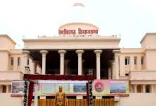 धान खरीदी मामले में विपक्ष का विस में हंगामा, कांग्रेस के सभी विधायक निलंबित