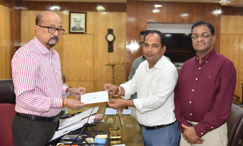 राज्यपाल डेका ने रेडक्रॉस सोसायटी संरक्षक के रूप में सदस्यता ग्रहण की राज्यपाल डेका ने रेडक्रॉस सोसायटी संरक्षक के रूप में सदस्यता ग्रहण की