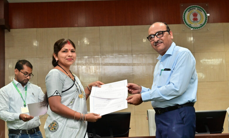 मंत्रालय में कार्य निष्पादन में गृह विभाग अव्वल, अधिकारी-कर्मचारियों को मुख्य सचिव ने किया सम्मानित