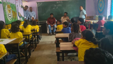 शिक्षा की गुणवत्ता परखने उतरे अधिकारी — कलेक्टर, एसएसपी और डीएफओ ने किया पीएमश्री विद्यालयों का निरीक्षण शिक्षा की गुणवत्ता परखने उतरे अधिकारी — कलेक्टर, एसएसपी और डीएफओ ने किया पीएमश्री विद्यालयों का निरीक्षण