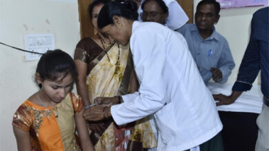 बस्तर की बेटियों के लिए सुरक्षा कवच : जगदलपुर में एचपीवी टीकाकरण अभियान का भव्य आगाज़