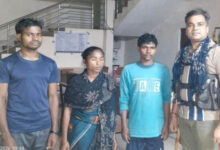 तीन नक्सलियों ने परतापुर थाना में किया आत्मसमर्पण