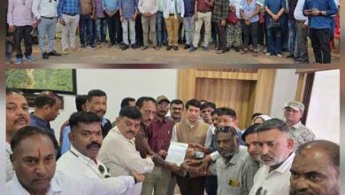 पत्रकार रौनक की गिरफ्तारी पर बस्तर संभाग के पत्रकारों ने मौन धरना देकर सौंपा ज्ञापन