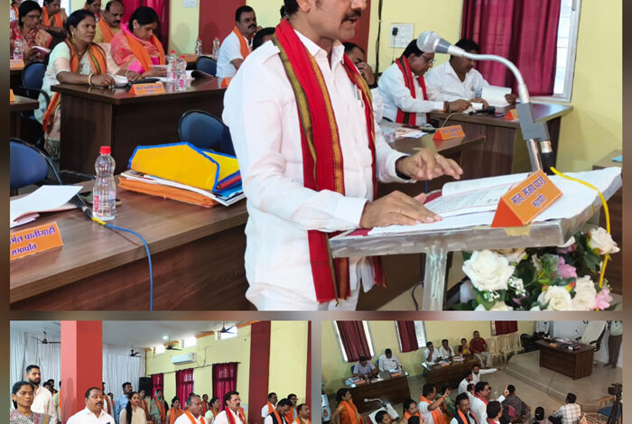 महापौर ने नगर पालिक निगम में 39.63 लाख के घाटे का पेश किया अनुमानित बजट महापौर ने नगर पालिक निगम में 39.63 लाख के घाटे का पेश किया अनुमानित बजट